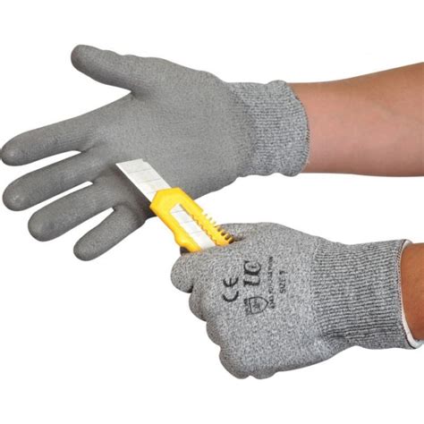 gloves for metal fabrication|gloves for handling sharp metal.